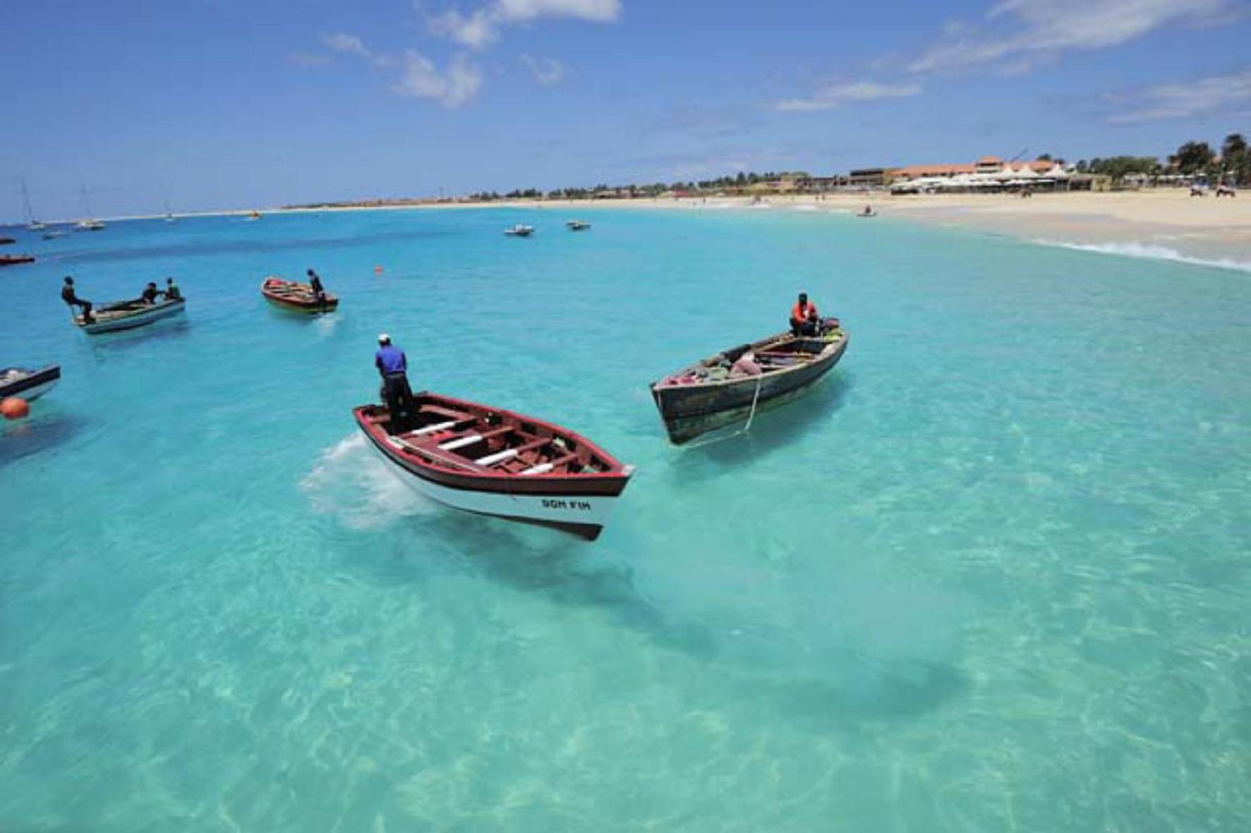 סנטה מריה Capo Verde Vacanze Azalea מראה חיצוני תמונה